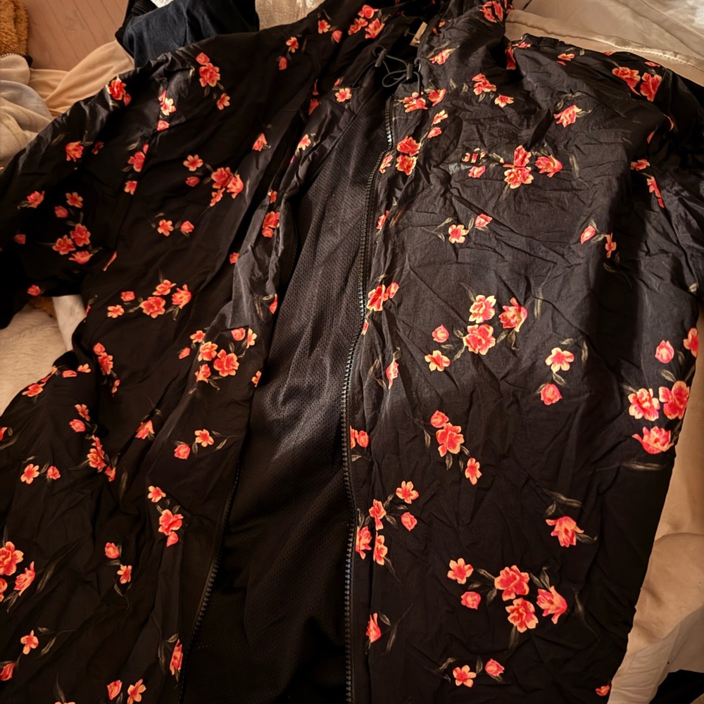 PINK Victoria's Secret Black Floral Zip Front Jacket with Pink-Red Blooms